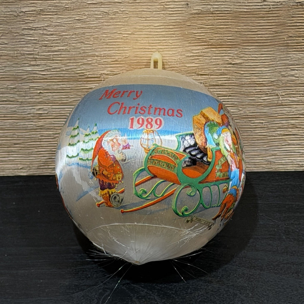 Merry‎ Christmas 1989 Satin Unbreakable Ornament Merry Memories Collection HTF